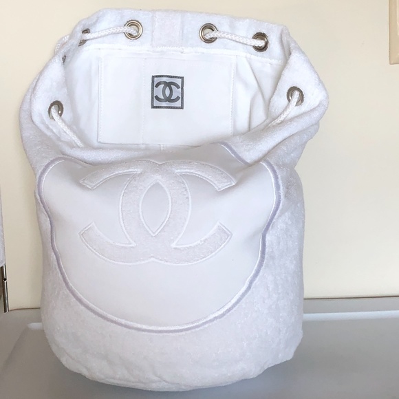 Chanel Beach Bag with Matching Towel - NWT - Picture 5 of 11